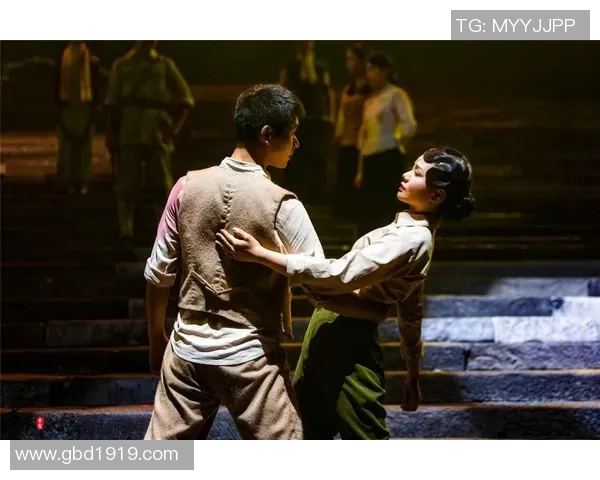 重庆街舞队的蜕变之旅:从街头表演到艺术舞台的成长记录