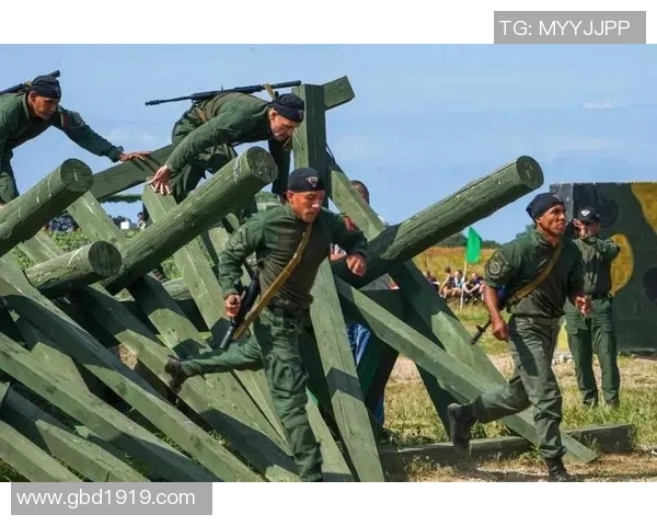 中国蓝队迎战俄罗斯队力争在国际赛场上再创佳绩