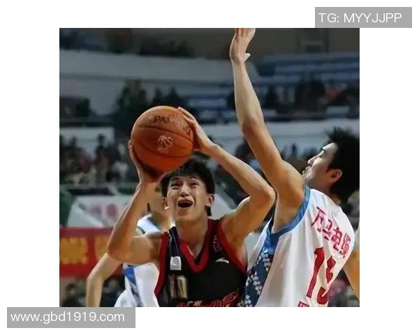 刘晓宇的奋斗历程与篮球梦想如何在赛场上绽放光彩